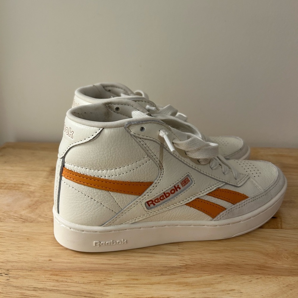Reebok Classic Mid High Top Sneakers White Orange Leather Women’s 6.5
